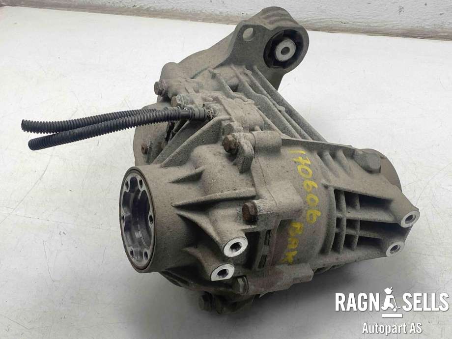 Kardang klokke bak til VW Transporter / Caravelle 2015-2019 (T6) (T6) (09N 525 010 F|)