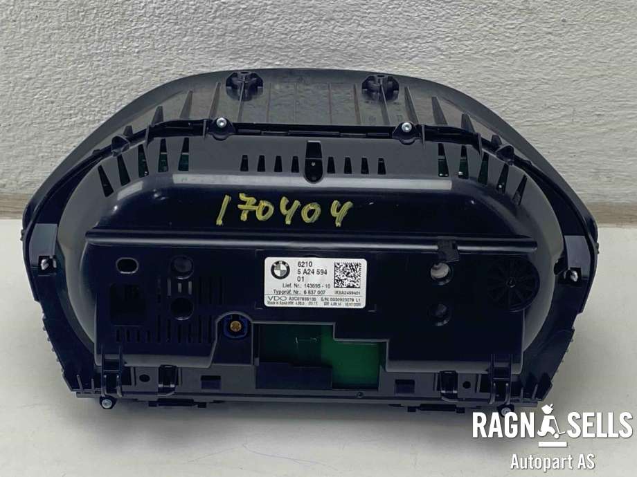 Instrumentpanel til BMW X1 2015-2022 (F48) (F48) (62 10 5 A3B 671|62 10 5 B41 3C6|)