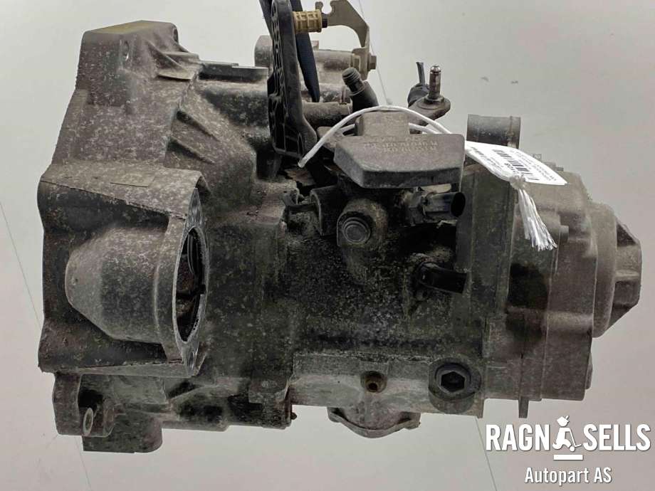 Girkasse manuell 6-trinn til VW Passat 2011-2015 (B7) (B7) (02S 300 047 M|02S 300 047 MX|MYP)
