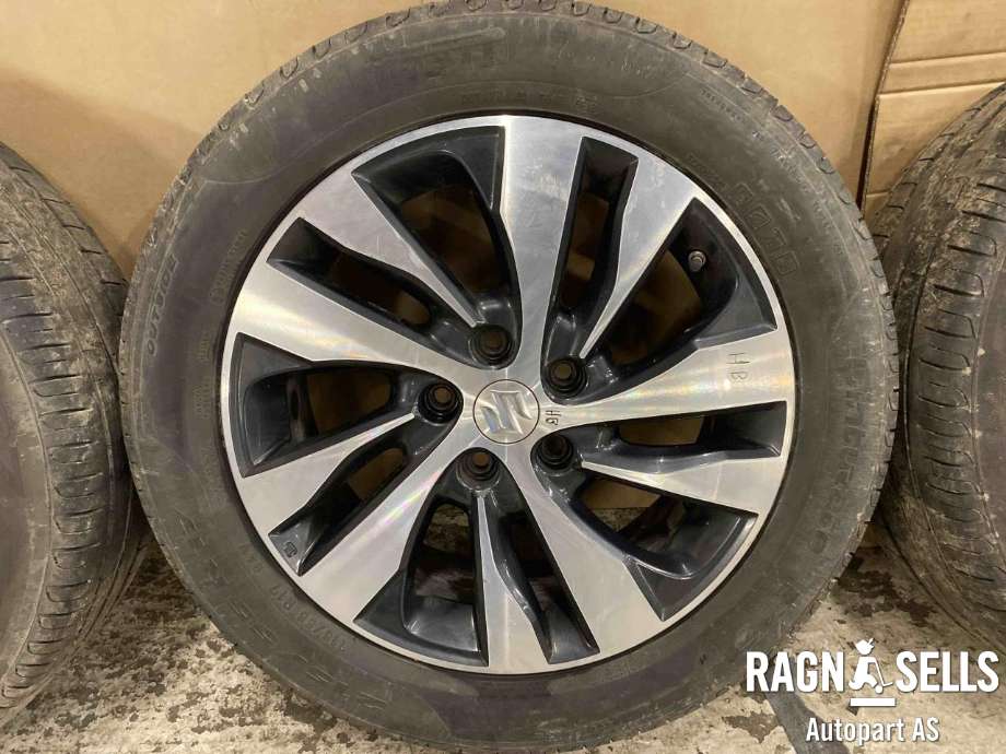 Hjulsett aluminium sommer til Suzuki SX4 S-CROSS 2013-->> (Type II)  (PIRELLI|5X114.3/ET50/60.1|215/55R17|)