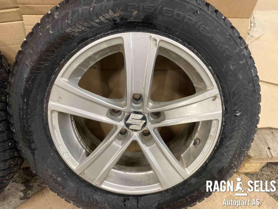 Felg aluminium til Suzuki SX4 S-CROSS 2013-->> (Type II)  (NOKIAN|5X114.3/ET50/60.1|215/60R16|)