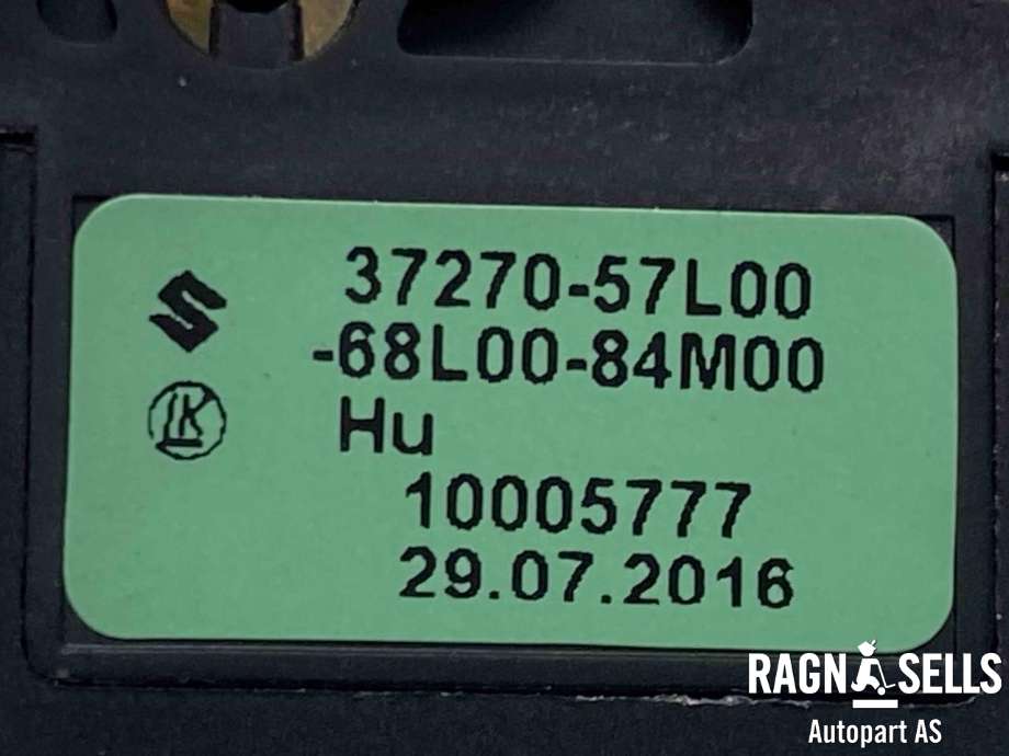 Bryter tåkelys til Suzuki SX4 S-CROSS 2013-->> (Type II)  (3727057L00|)