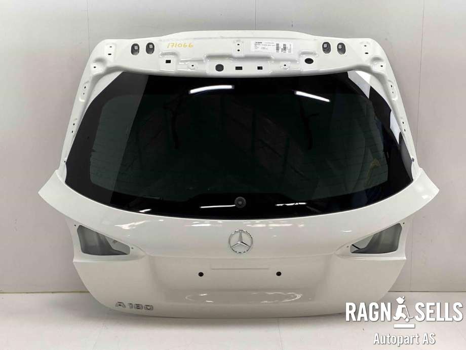 Bakluke til Mercedes A-Klasse 2018-->> (W177) (W177) (A 177 740 14 00|)