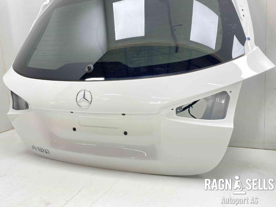 Bakluke til Mercedes A-Klasse 2018-->> (W177) (W177) (A 177 740 14 00|)