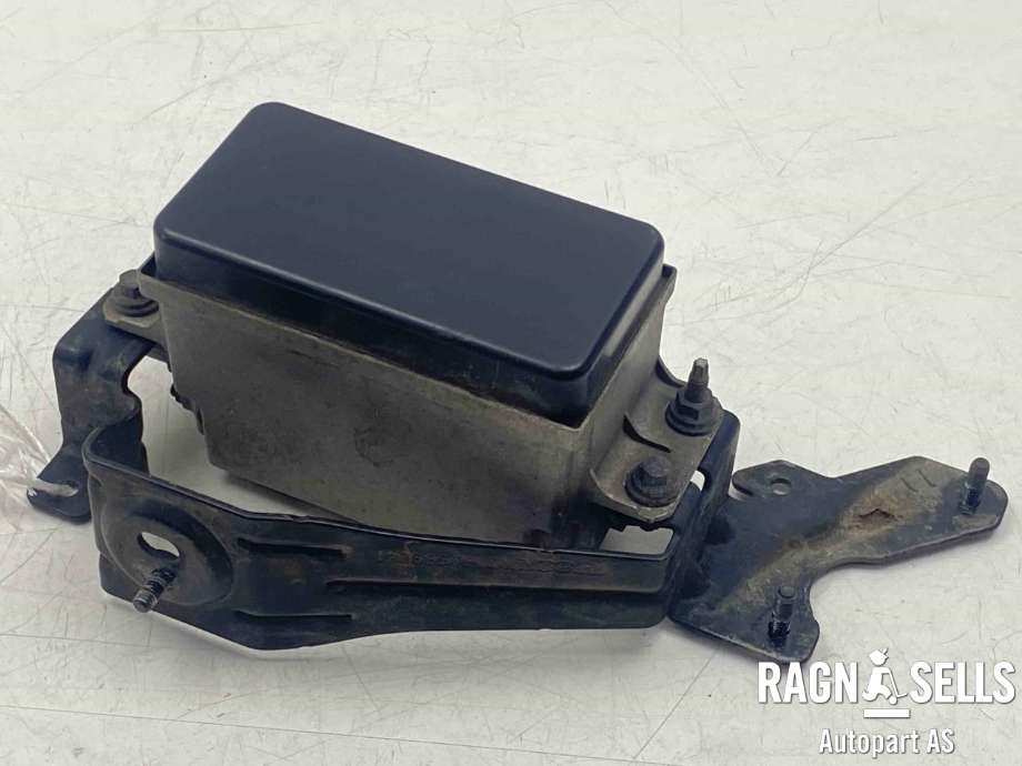 Sensor radar til Volvo S80 2006-2013 (Type II, Fase 1)  (30764939|4R83-9G768-BC|)