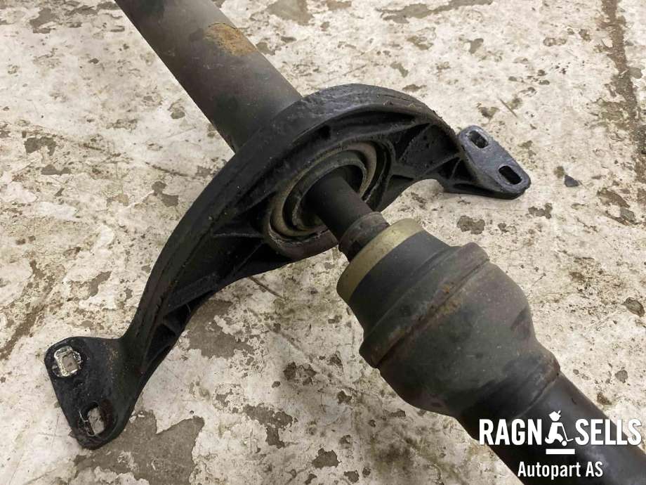 Mellomaksel til VW Tiguan 2011-2016 (Type I, Fase 2)  (5N0 521 101 M|)