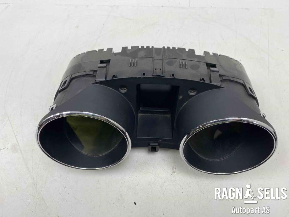 Instrumentpanel til Škoda Yeti 2009-2013 (Fase 1) (5L0 920 840 D|)