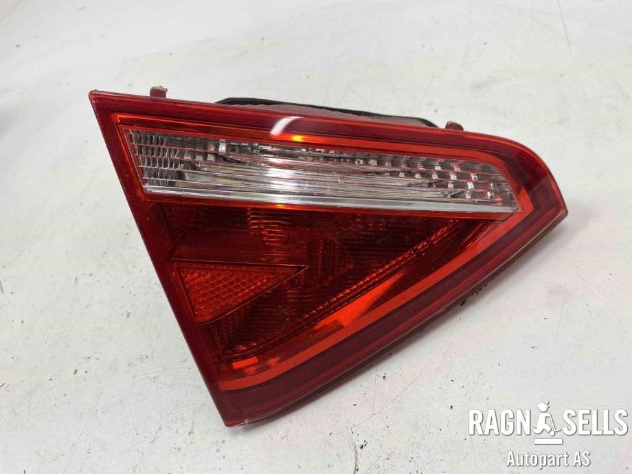 Baklykt venstre indre til Audi A5, 2007-2016 (Type I)  (8T0 945 093)