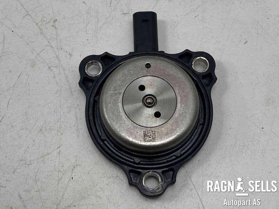 Motor diverse til Mercedes A-Klasse 2012-2018 (W176) (W176) (A2761560490|)