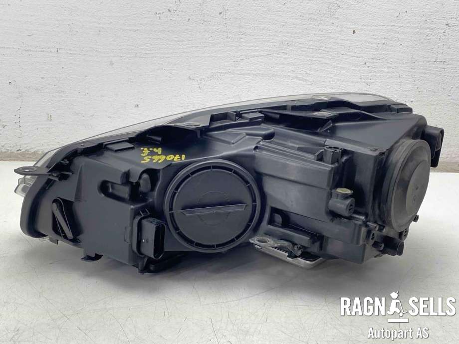 Frontlykt høyre xenon til VW Golf VI 2008-2012  (5K1 941 754 B|)