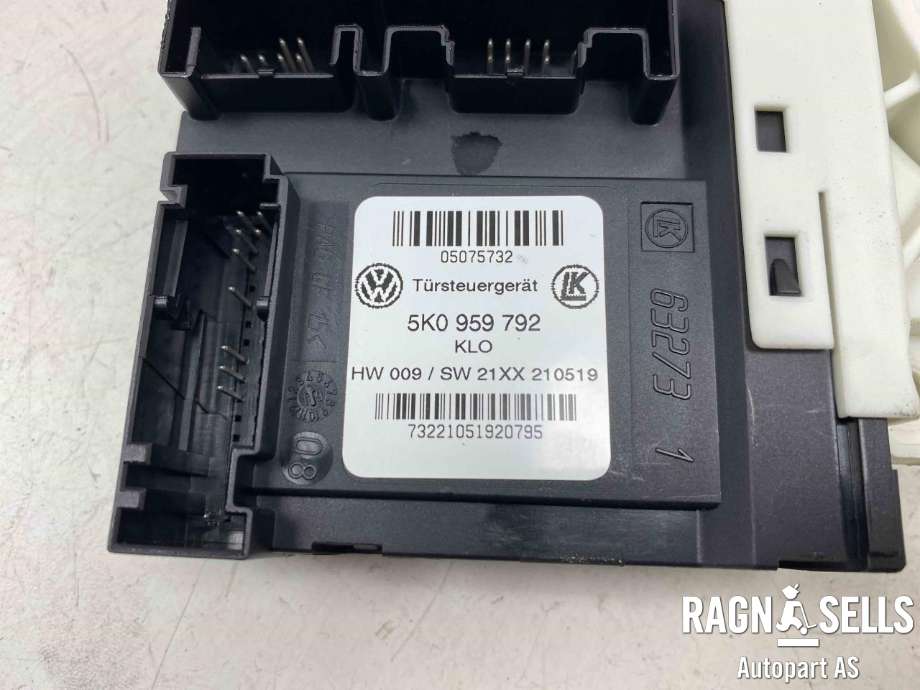 Ruteheis, kun motor, høyre foran til VW Caddy 2015-2020 (Type III, Fase 3)  (2K5 959 702 A|)