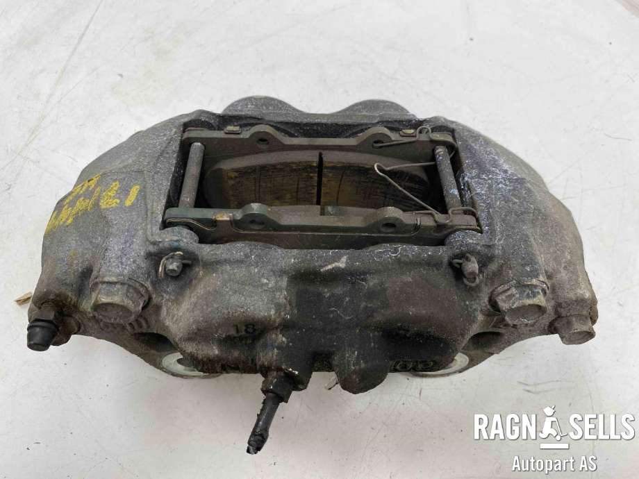 Bremsecaliper høyre foran til Toyota Hilux 2020-->>  (477300K350|)