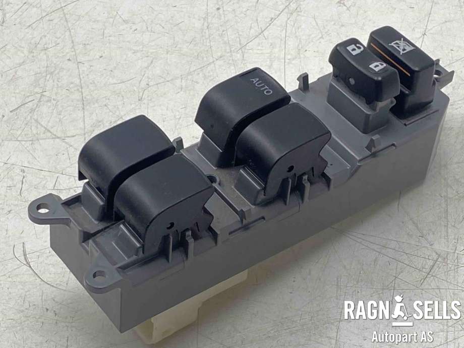 Bryter ruteheis førerdørspanel til Toyota RAV4 2009-2013 (Type III, Fase 2)  (8482012520|)