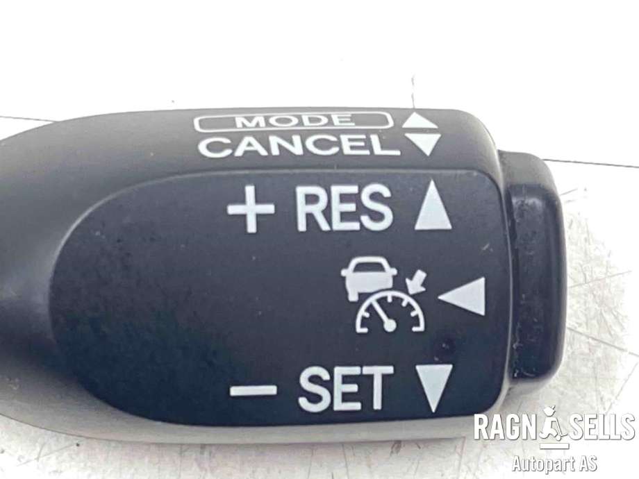 Bryter cruise control til Toyota Land Cruiser 150 2014-->> (Fase 2)  (8463258011|)
