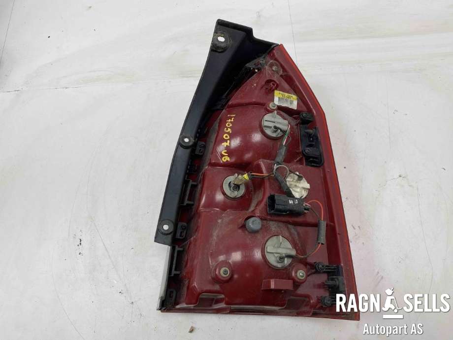 Baklykt venstre til Hyundai Tucson 2003-2009 (924012E010|)