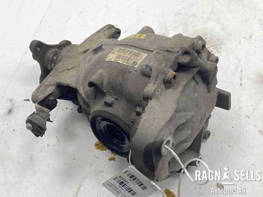 Kardang klokke bak til BMW 5-Serie 2010-2017 (F10/F11) (F10/F11) (33 10 7 584 448|)