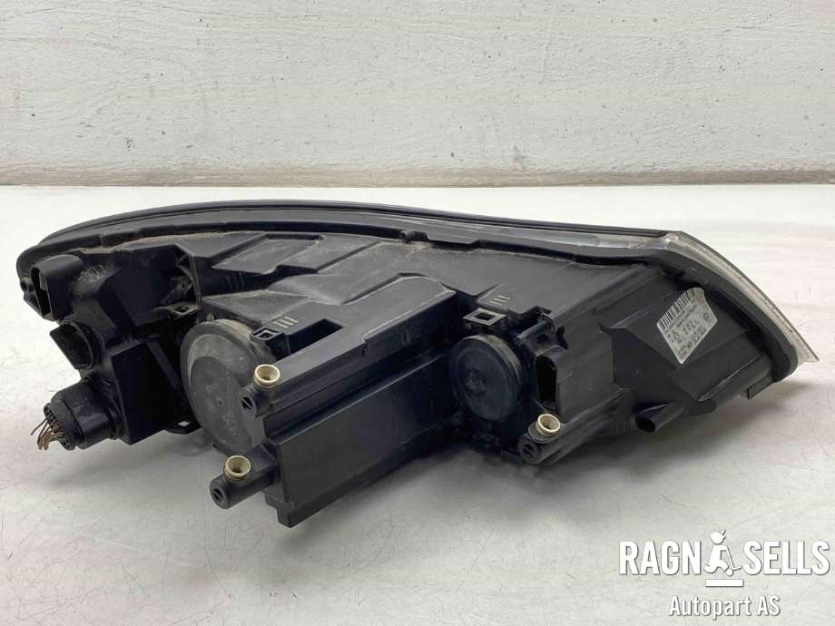 Frontlykt venstre halogen til Škoda Octavia 2009-2013 (Type II, Fase 2)  (1Z1 941 017 S|)
