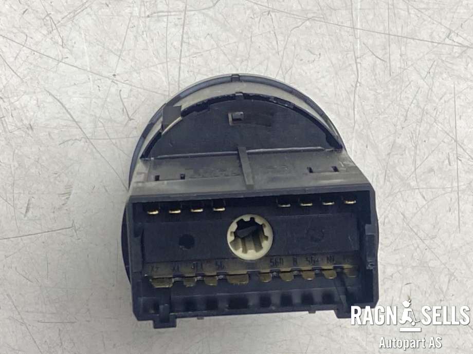 Bryter lys til VW Transporter / Caravelle 2003-2009 (Fase 1) (T5) (T5) (6Q0 941 531 M|)