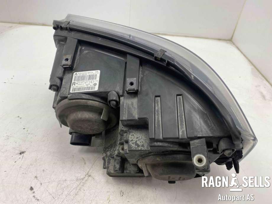 Frontlykt høyre halogen til VW Transporter / Caravelle 2009-2015 (Fase 2) (T5) (T5) (7E1 941 016 H|7E1 941 016 T|)