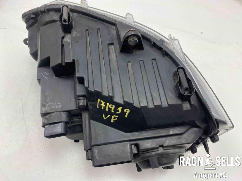 Frontlykt venstre halogen til VW Transporter / Caravelle 2009-2015 (Fase 2) (T5) (T5) (7E1 941 015 H|7E1 941 015 T|)