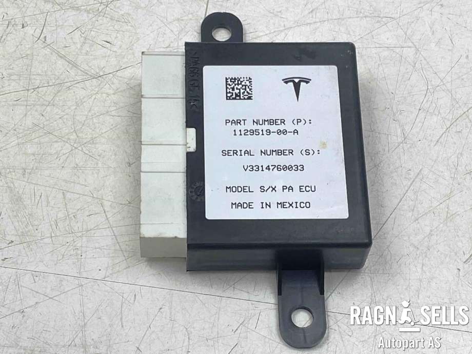 Styreenhet parkering til Tesla Model S, 2016-2021 (Fase 2)  (112951900A)