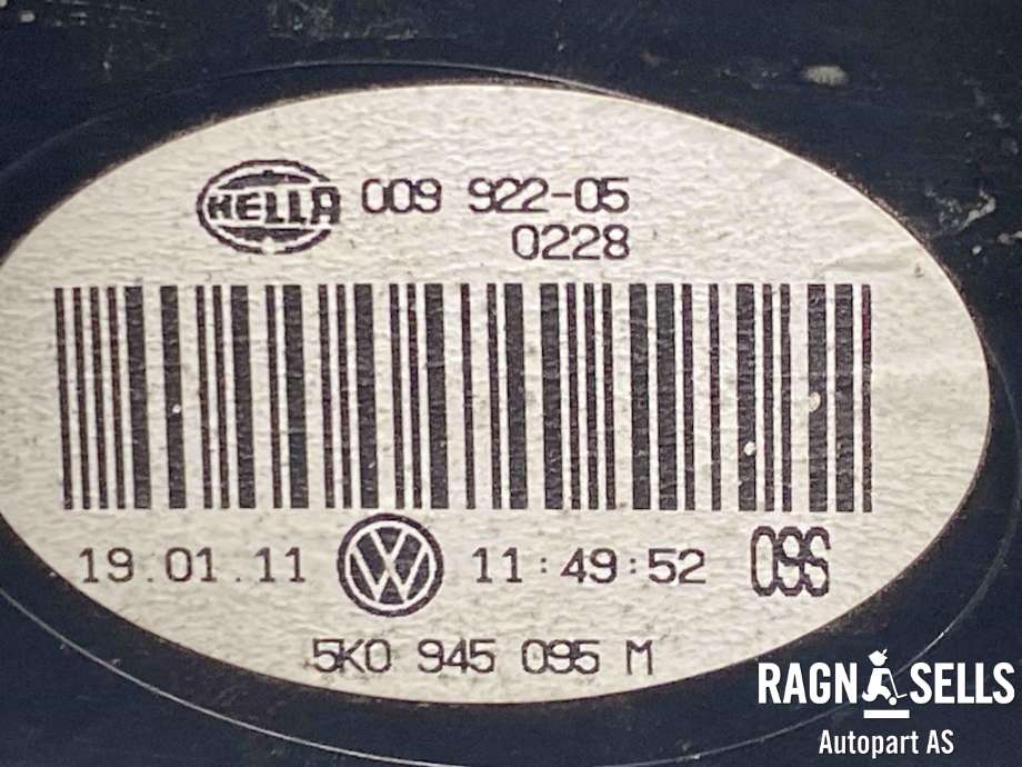 Baklykt venstre ytre til VW Golf VI 2008-2012  (HELLA|5K0945095M|)
