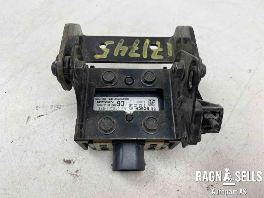 Sensor radar til Nissan Pulsar 2014-->> (BOSCH||0 203 300 389)