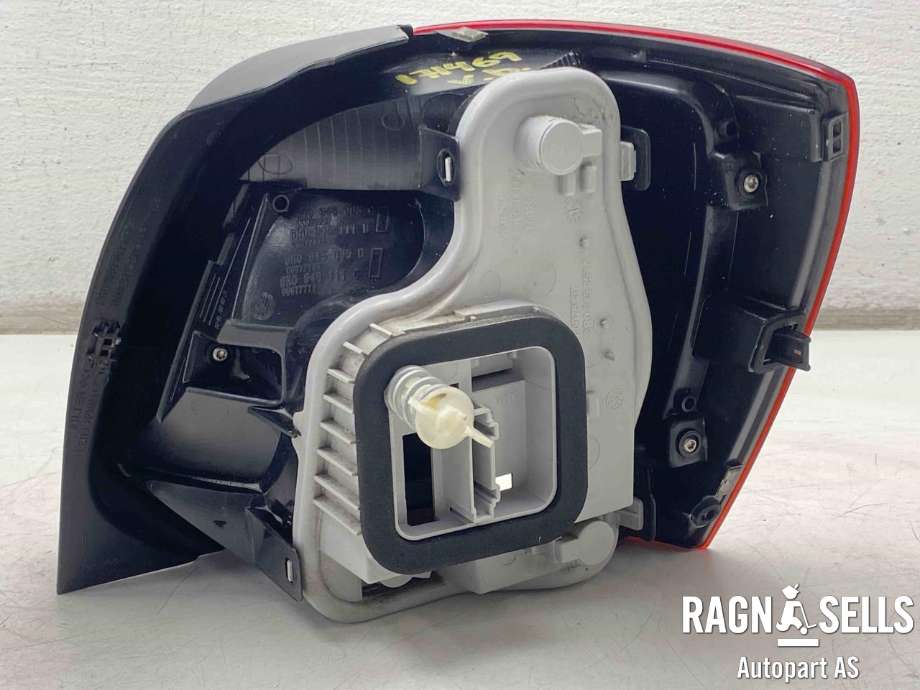 Baklykt venstre til VW Polo 2009-2014 (Type V, Fase 1)  (6R0 945 095 AH|)