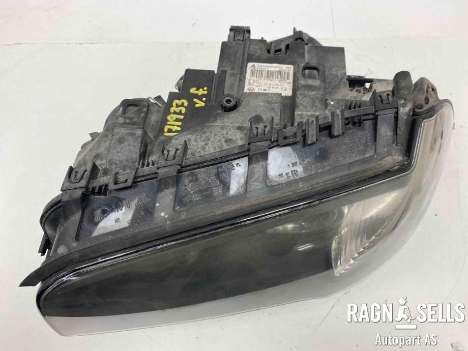 Frontlykt venstre xenon til BMW X3 2007-2010 (Fase 2) (E83) (E83) (63 12 3 456 035|)