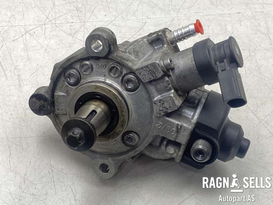 Dieselpumpe til BMW 3-Serie, 2012-2018 (F30/F31/F34) (F30/F31/F34) (13 51 8 577 648)
