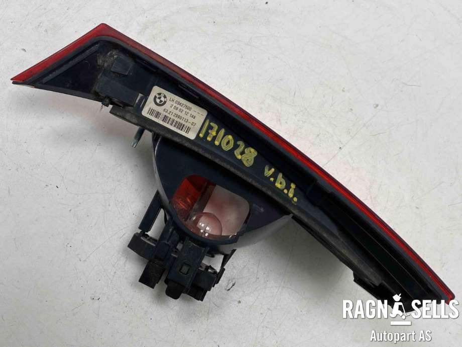Baklykt venstre indre til BMW X1 2009-2015 (E84) (E84) (63 21 2 990 113|)