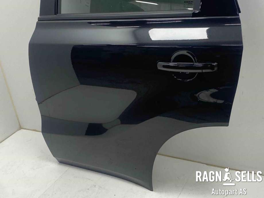 Dør venstre bak til Suzuki Vitara 2015-->> (Type IV)  (68004-54P01|)