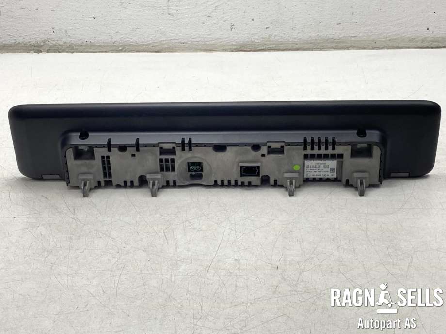 Instrumentpanel til Mercedes EQC 2019-->>  (A2479008211|)