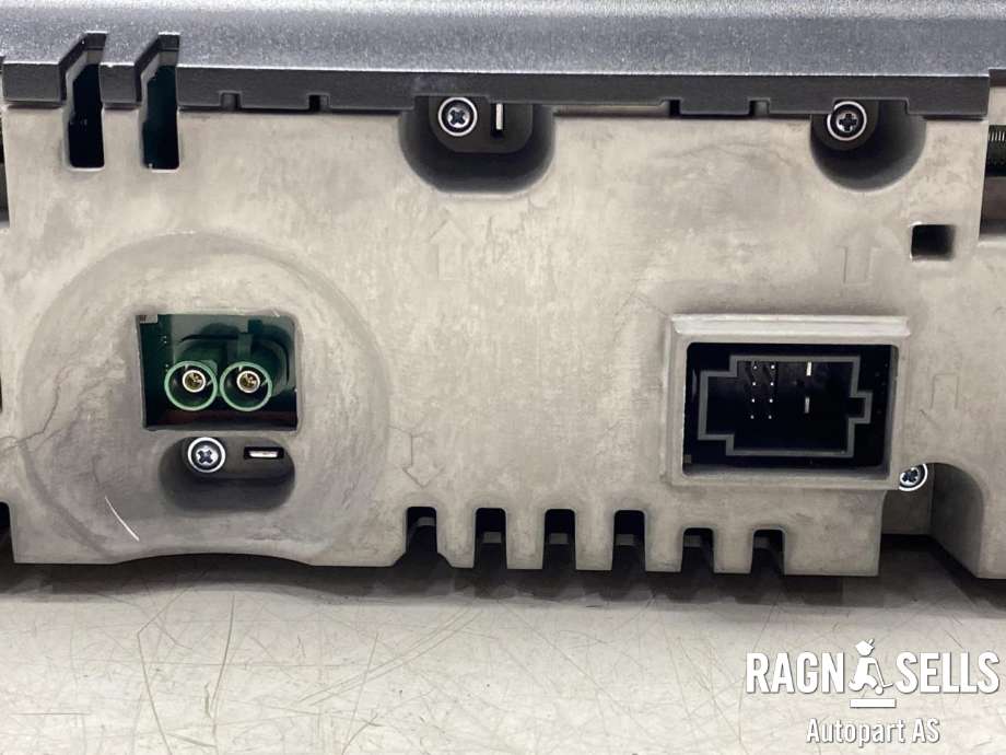 Instrumentpanel til Mercedes EQC 2019-->>  (A2479008211|)
