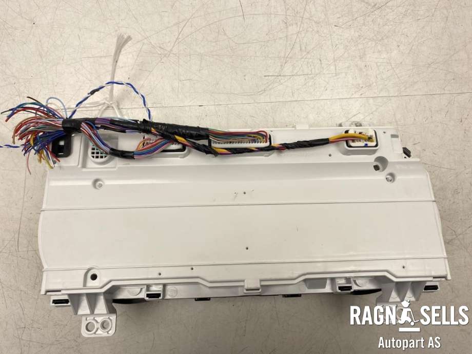 Instrumentpanel til Toyota Hilux 2020-->>  (83A000KF80|83A00-0KF80-B|)