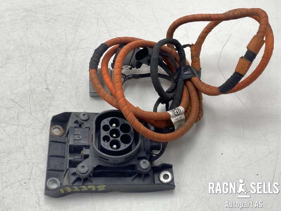 Batterilader inntak/luke til VW Passat, 2015-2019 (Fase 1) (B8) (B8) (3G0971509D)