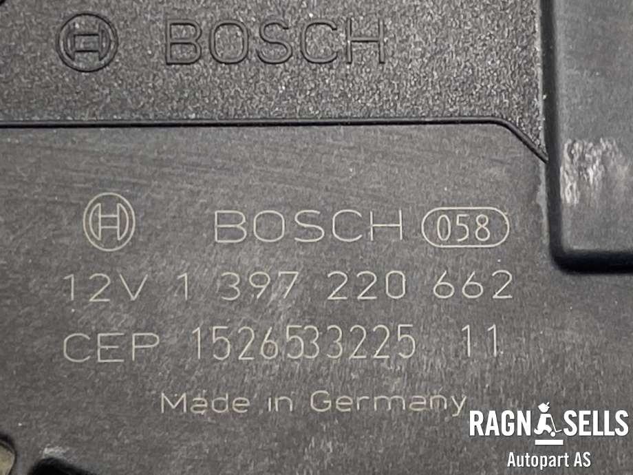 Viskermotor frontrute komplett m/overføring til VW Passat 2015-2019 (Fase 1) (B8) (B8) (BOSCH|3G1 955 023 D|3G1 955 023 L|)