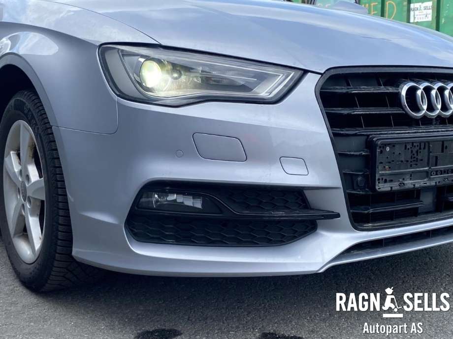 Støtfanger foran til Audi A3, 2012-2016 (Type III, Fase 1) (8V5 807 065 J)