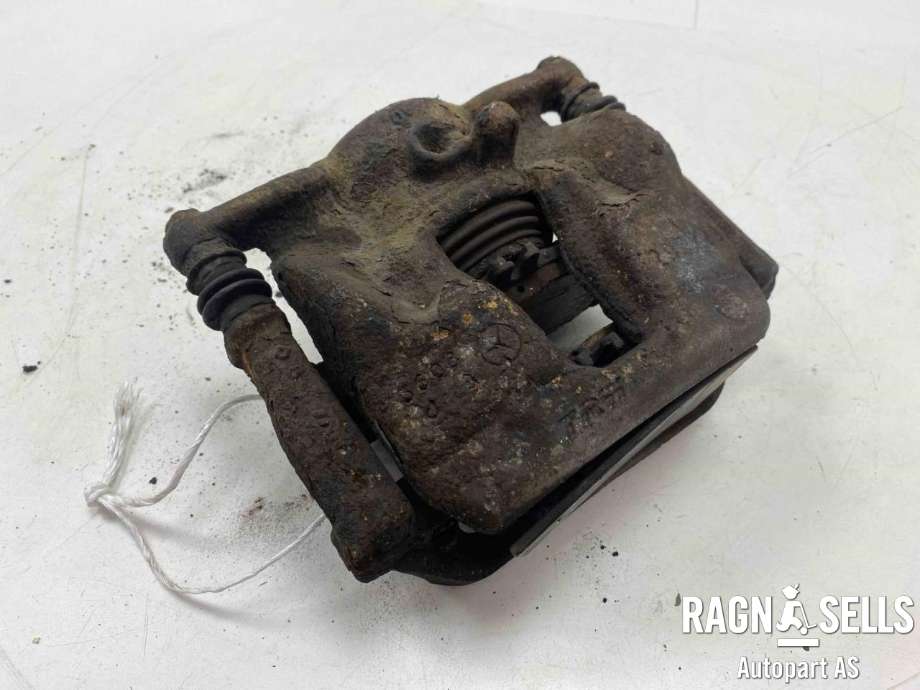 Bremsecaliper venstre foran til Mercedes B-Klasse 2011-2018 (W246) (W246) (A 000 421 73 81|)