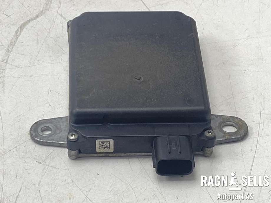 Sensor blindsone til Toyota Land Cruiser 150 2014-->> (Fase 2)  (881620W130|)