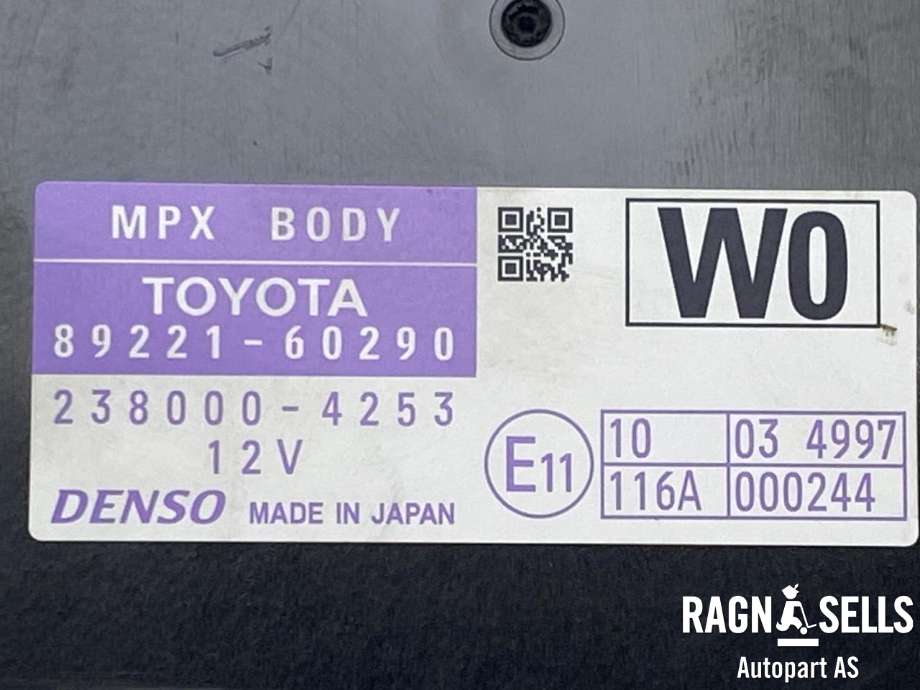 Sikringsboks til Toyota Land Cruiser 150 2014-->> (Fase 2) (8273060180|)