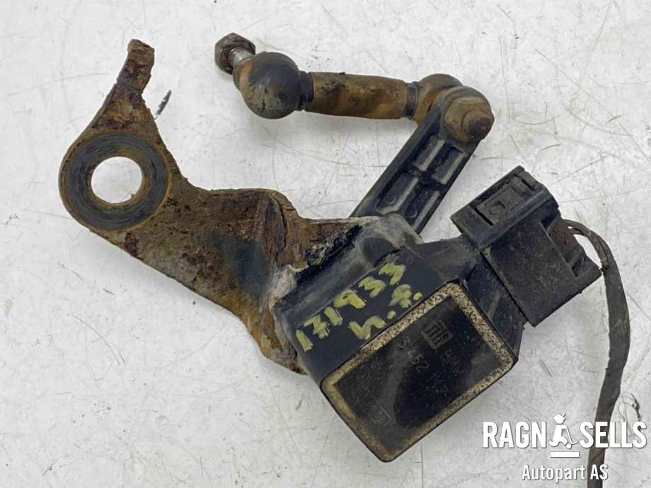 Sensor nivå, høyre foran til BMW X3 2007-2010 (Fase 2) (E83) (E83) (37 14 6 784 697|)