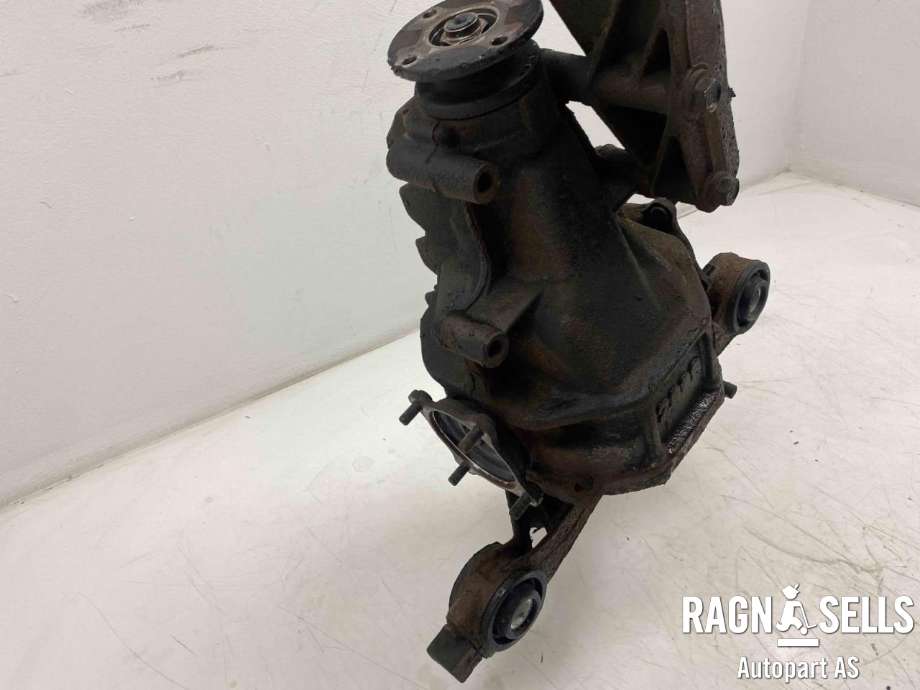 Kardang klokke bak til Toyota Hiace 2001-2006 (Fase 2)  (4111026690||4111026740)