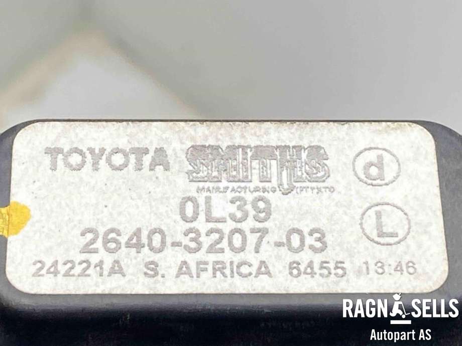 Radiator (automat gir) til Toyota Hilux 2020-->>  (164000L392|2640320703|)