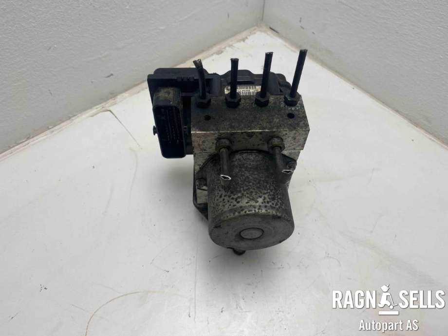 ABS sentral til Mercedes Sprinter 2006-2013 (Fase 1) (906) (906) (A 001 446 26 89||A 001 446 30 89|A 001 446 80 89)