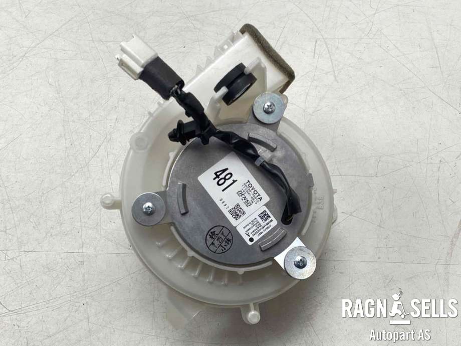 Varmeapparat motor bak til Toyota Prius 2009-2016 (Type III) (COMBI) (COMBI) (G923076010|)