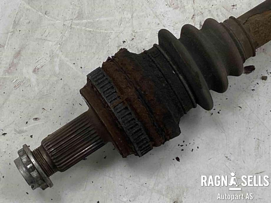 Drivaksel venstre bak, diesel/automat til BMW X3 2007-2010 (Fase 2) (E83) (E83) (33 20 7 524 041|)