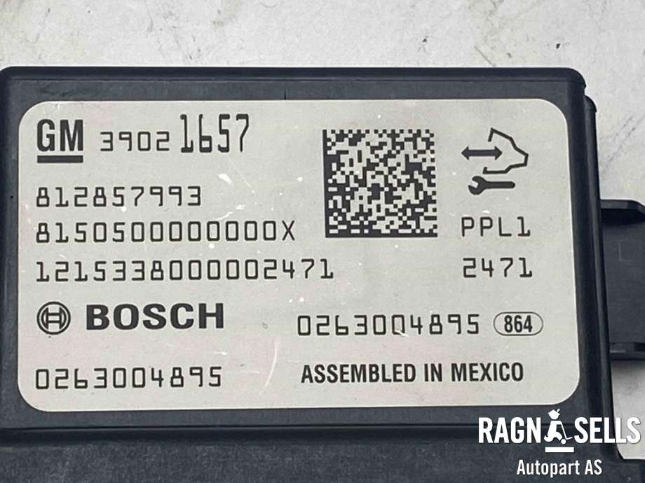 Styreenhet parkering til Opel Corsa E 2015-2019  (BOSCH|39098124|39021657|)