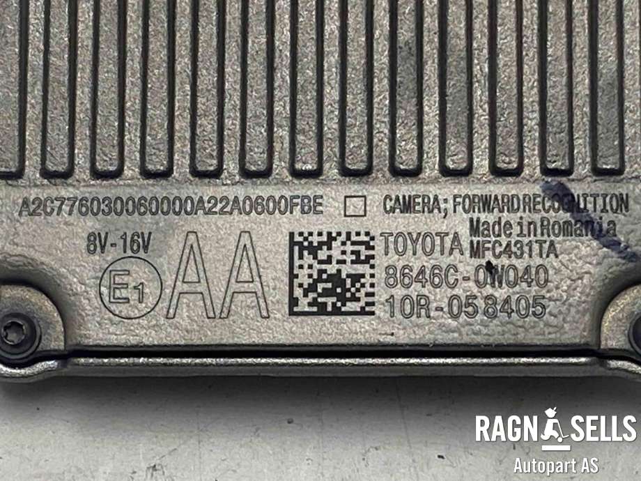 Kamera til Toyota Yaris 2020-->> (Type IV)  (8646C0W040|)