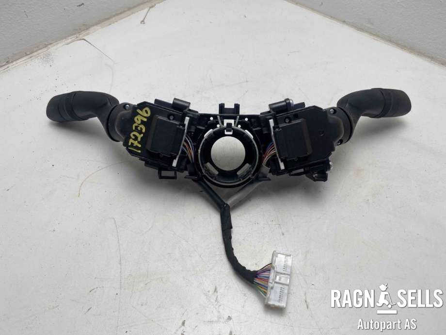 Bryter combi til Toyota Yaris 2020-->> (Type IV)  (8431902010||8432902040|8465202A50)
